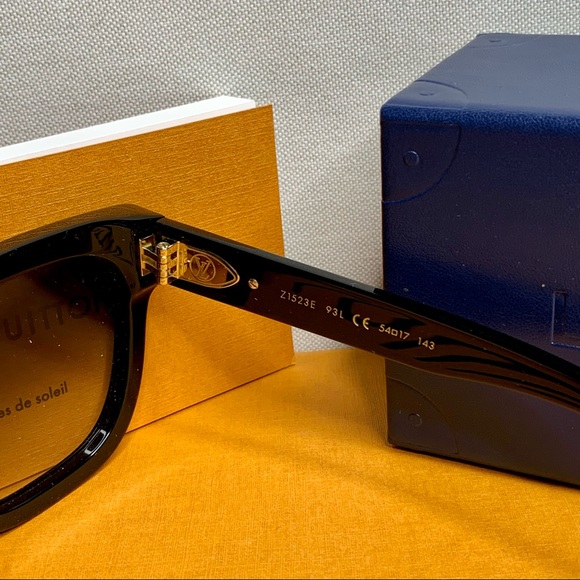 Louis Vuitton Sunglassess Size E main image 12